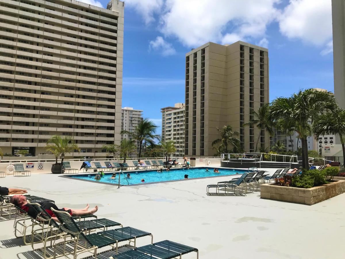 Waikiki Banyan Ocean View Oasis With Free Parking! Apartment Хонолулу Екстериор снимка