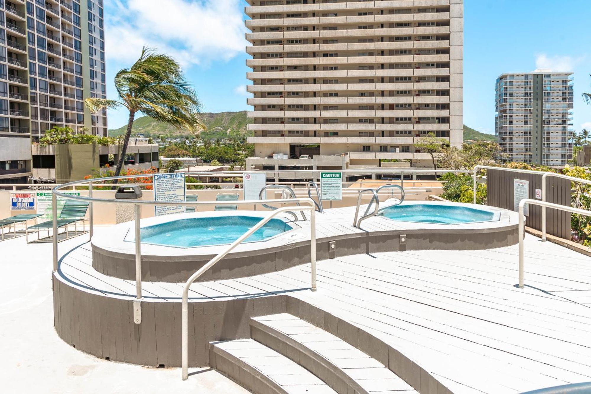 Waikiki Banyan Ocean View Oasis With Free Parking! Apartment Хонолулу Екстериор снимка