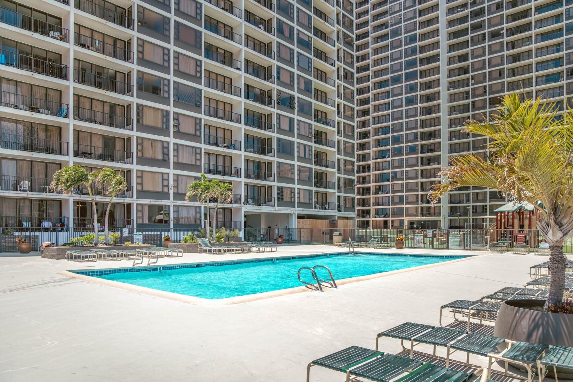 Waikiki Banyan Ocean View Oasis With Free Parking! Apartment Хонолулу Екстериор снимка